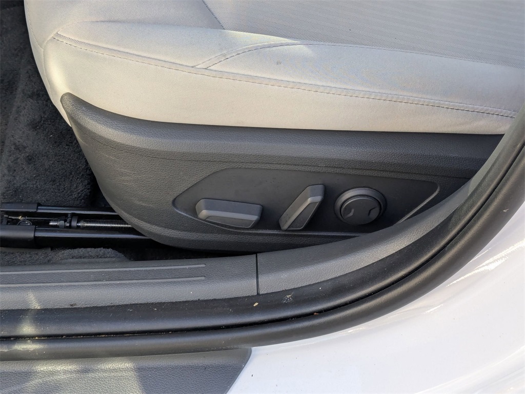 Thumbnail: 2025 Hyundai Sonata - 16