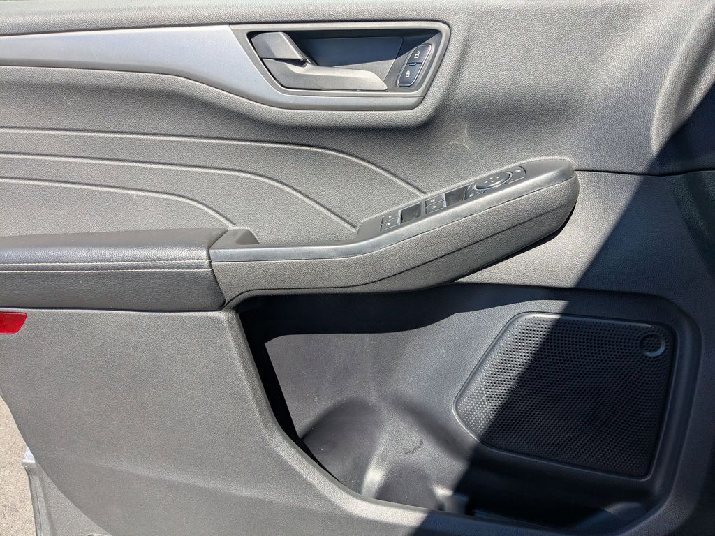 Thumbnail: 2025 Ford Escape - 11