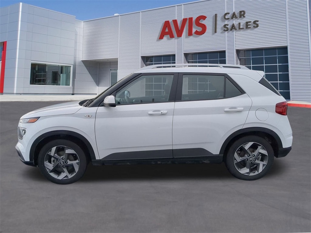 Thumbnail: 2025 Hyundai Venue - 2