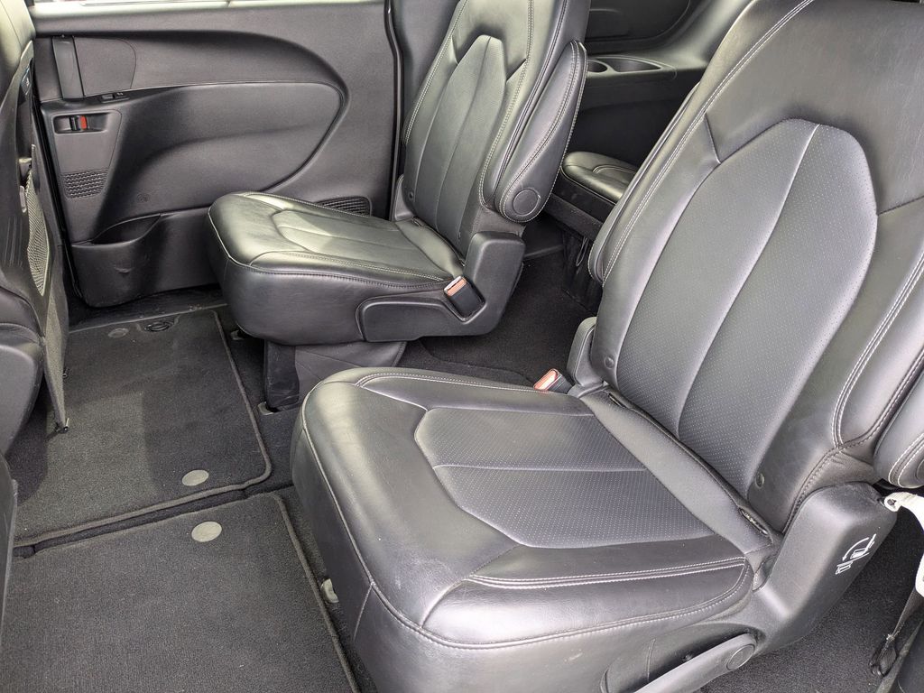 Thumbnail: 2025 Chrysler Pacifica - 26