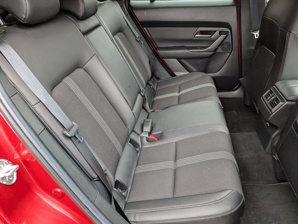 Thumbnail: 2025 Mazda CX-50 - 30