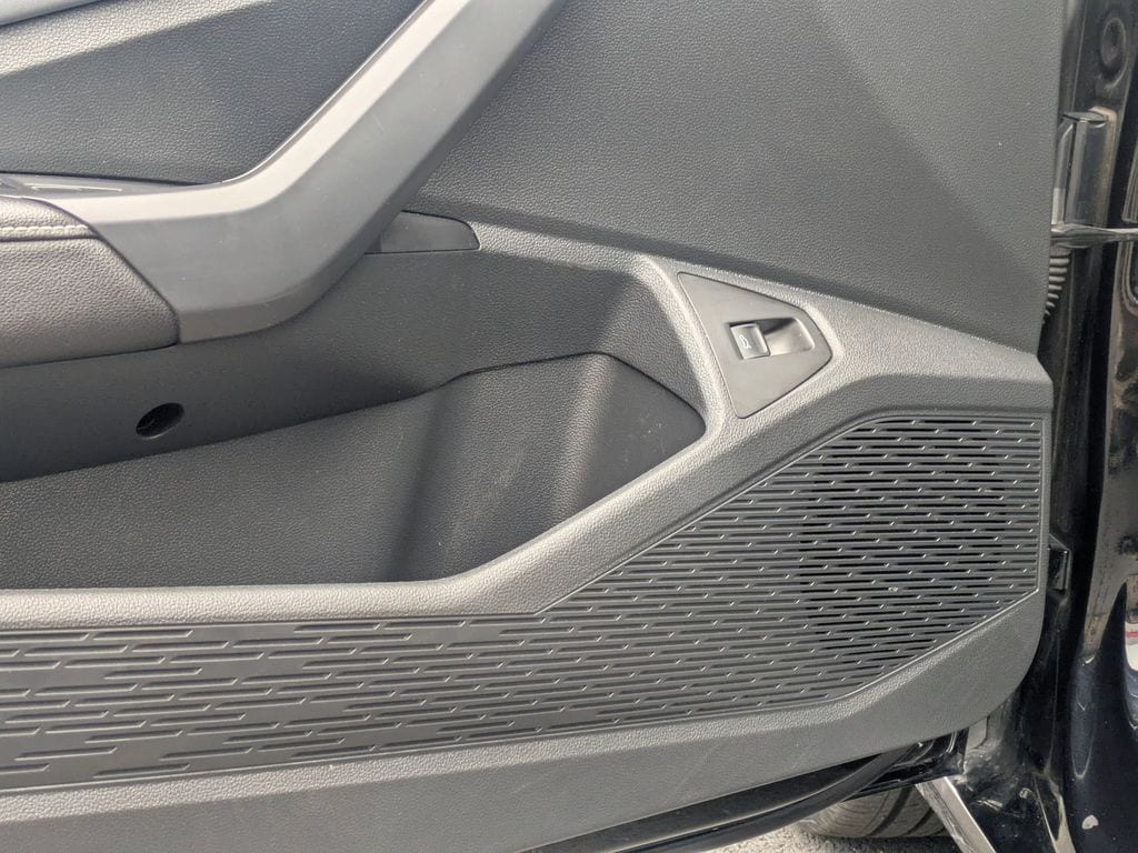 Thumbnail: 2025 Volkswagen Jetta - 15