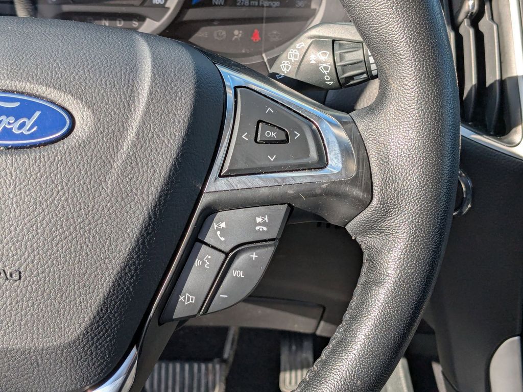 Thumbnail: 2024 Ford Edge - 20