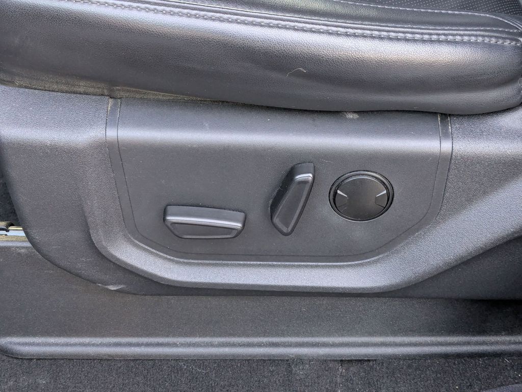 Thumbnail: 2024 Ford Expedition MAX - 16