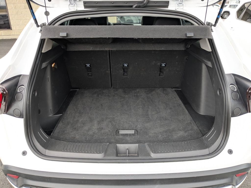 Thumbnail: 2025 Chevrolet Trax - 27