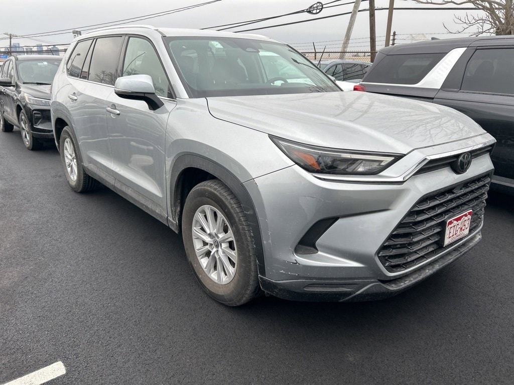 Thumbnail: 2025 Toyota Grand Highlander - 2