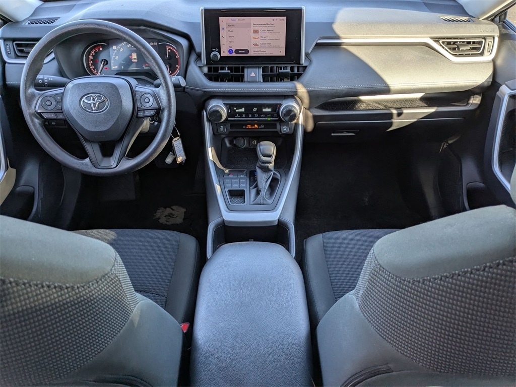 Thumbnail: 2024 Toyota RAV4 - 31