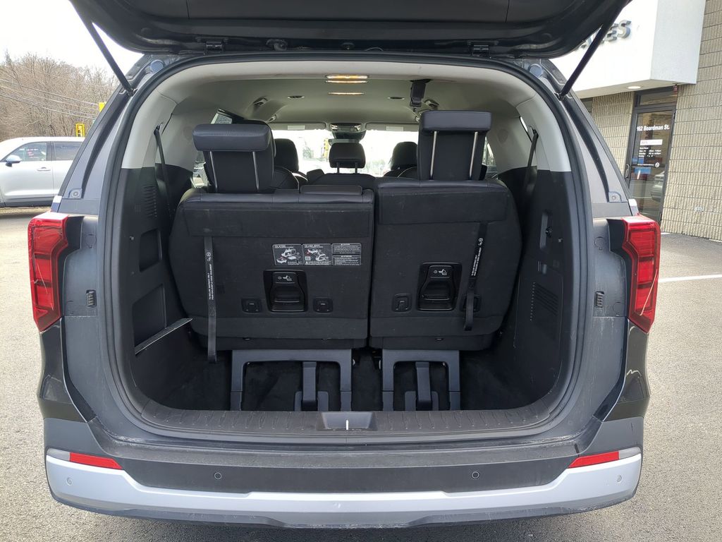 Thumbnail: 2025 Kia Carnival - 28