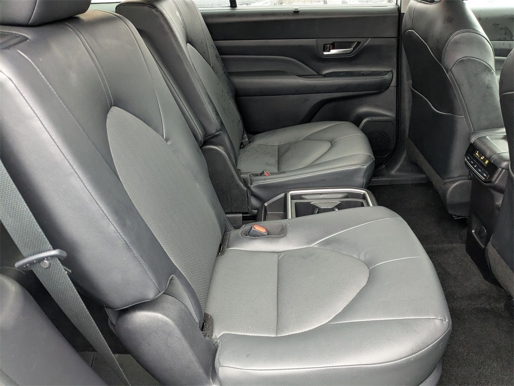 Thumbnail: 2025 Toyota Grand Highlander - 34