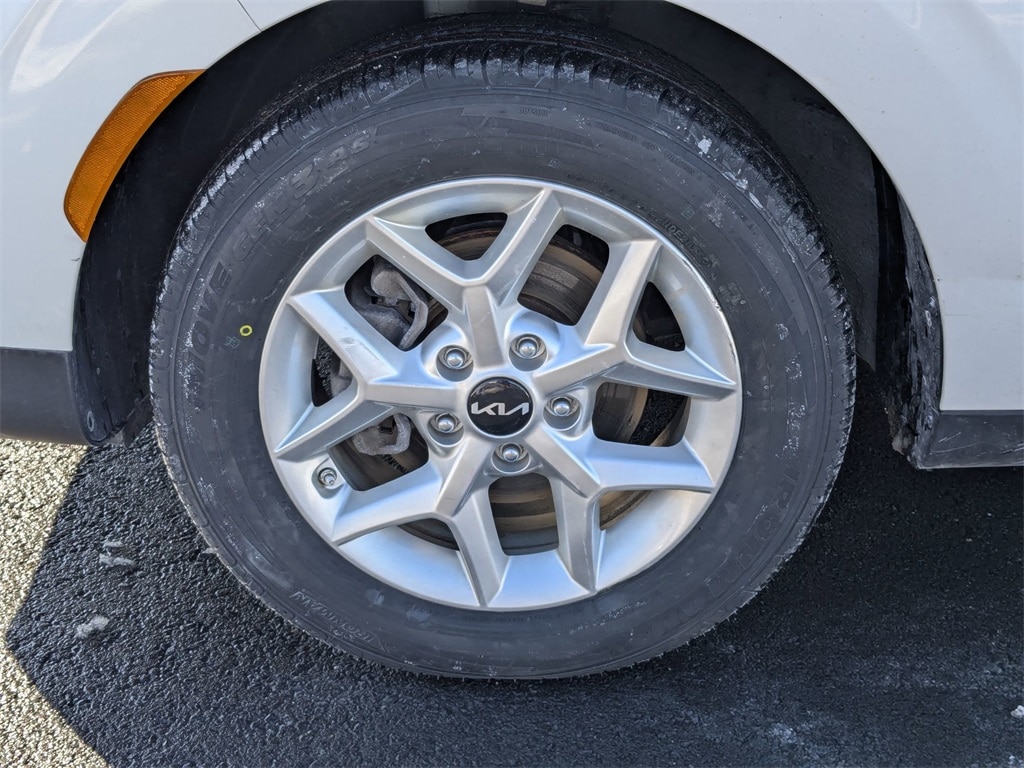 Thumbnail: 2024 Kia Soul - 11