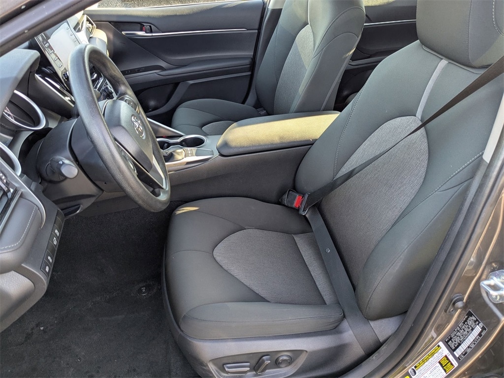 Thumbnail: 2024 Toyota Camry - 17