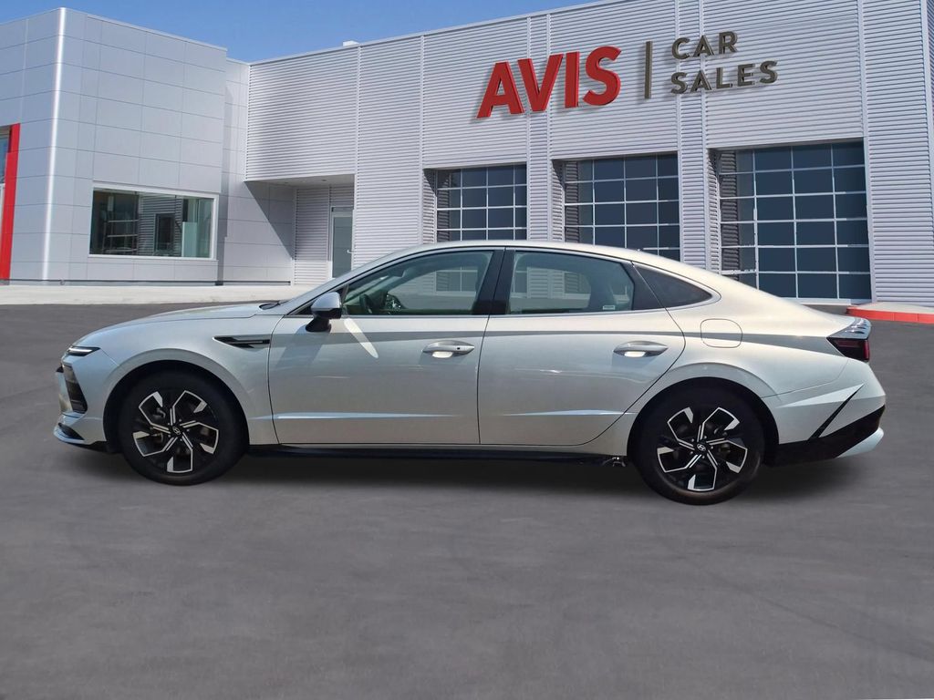 Thumbnail: 2025 Hyundai Sonata - 10