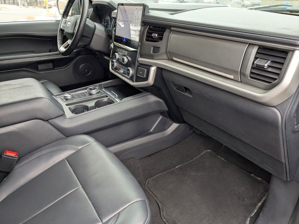 Thumbnail: 2024 Ford Expedition MAX - 41