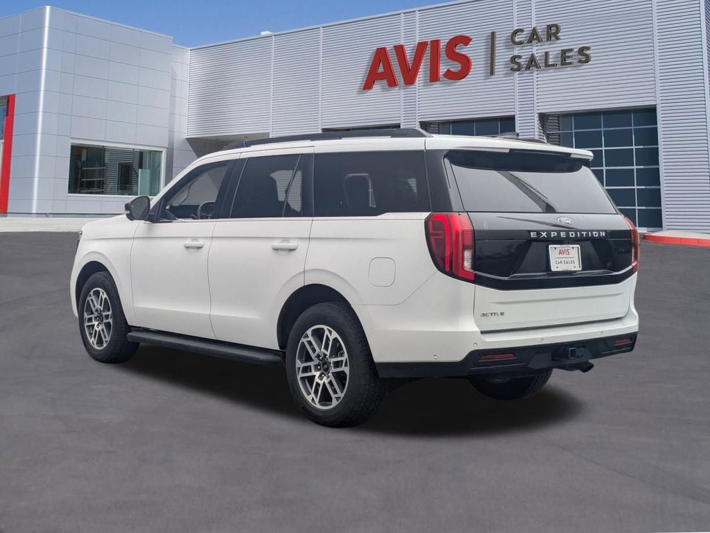 Thumbnail: 2025 Ford Expedition - 9