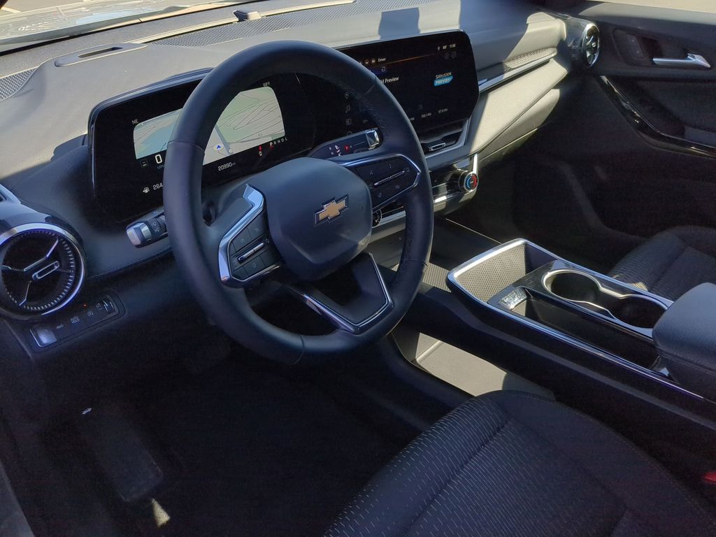 Thumbnail: 2025 Chevrolet Equinox - 14