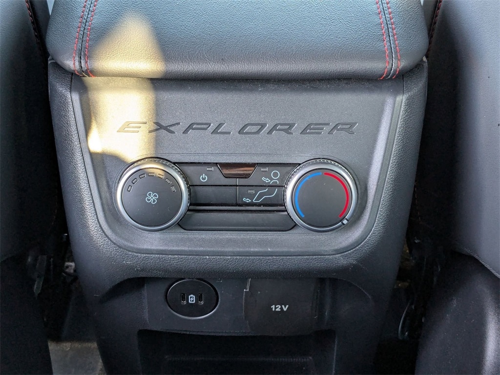 Thumbnail: 2025 Ford Explorer - 30