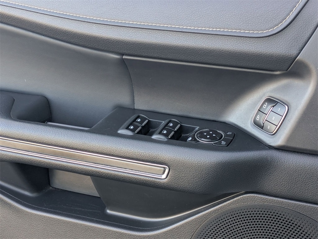 Thumbnail: 2023 Ford Expedition MAX - 14