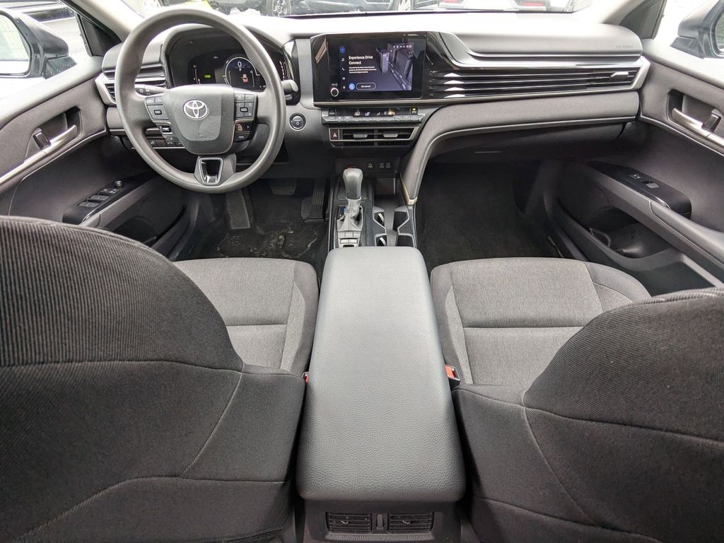 Thumbnail: 2025 Toyota Camry - 27