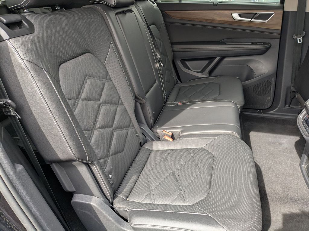 Thumbnail: 2025 Volkswagen Atlas - 31