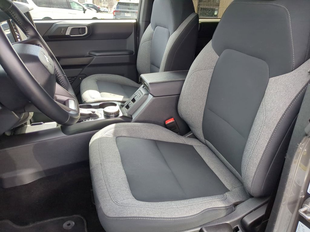 Thumbnail: 2025 Ford Bronco - 24