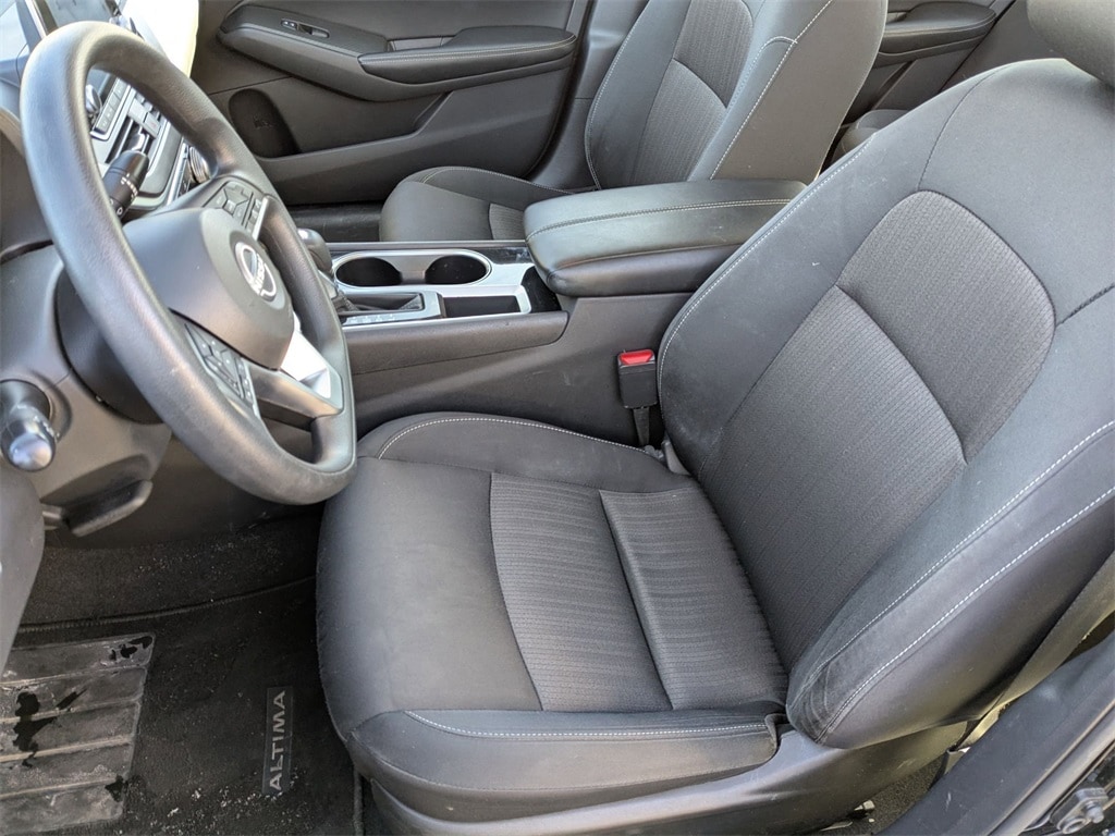 Thumbnail: 2024 Nissan Altima - 18