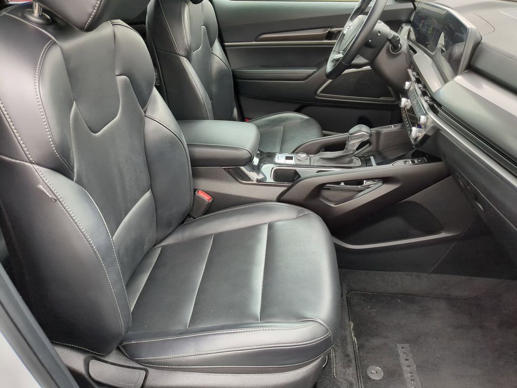 Thumbnail: 2025 Kia Telluride - 32