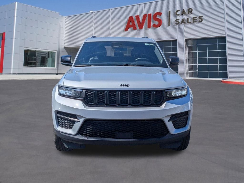 Thumbnail: 2025 Jeep Grand Cherokee - 2