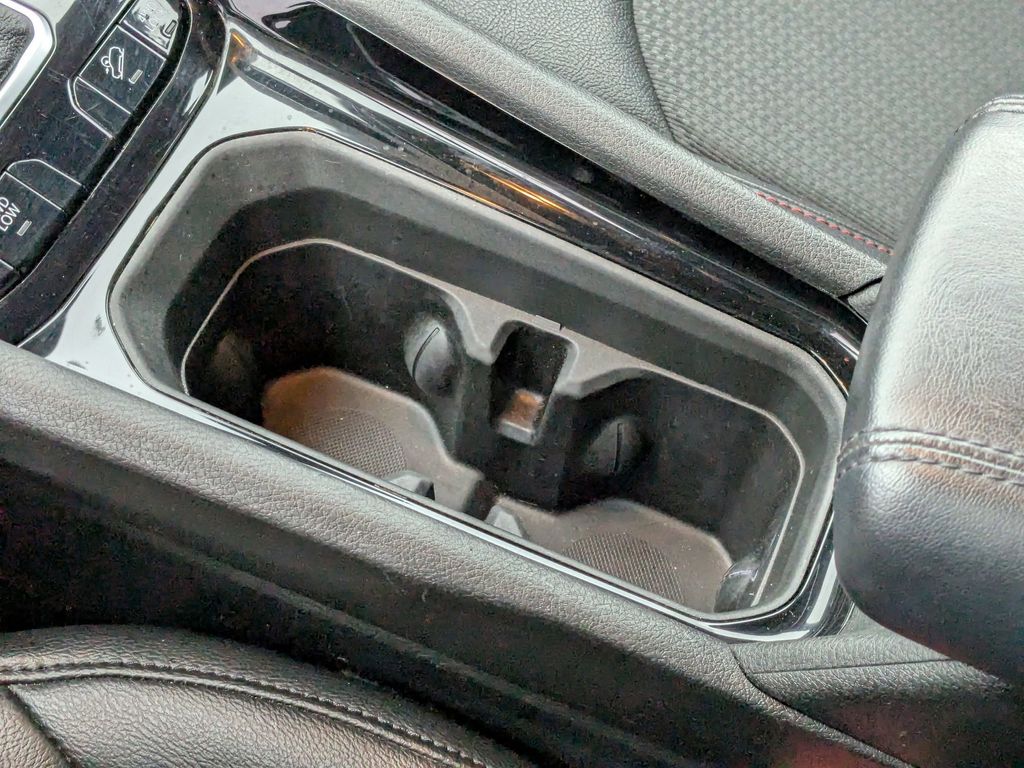 Thumbnail: 2025 Jeep Compass - 23