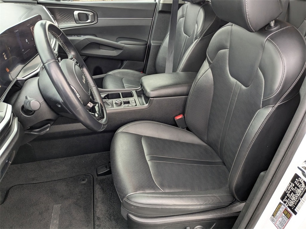 Thumbnail: 2024 Kia Sorento - 21