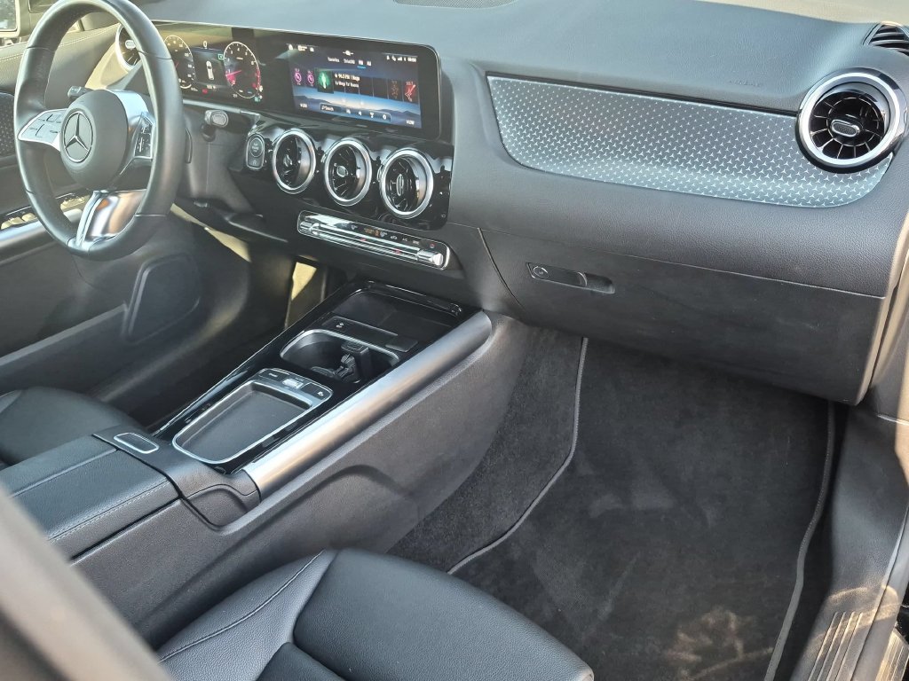 2025 Mercedes-Benz GLA GLA250 - Photo 28