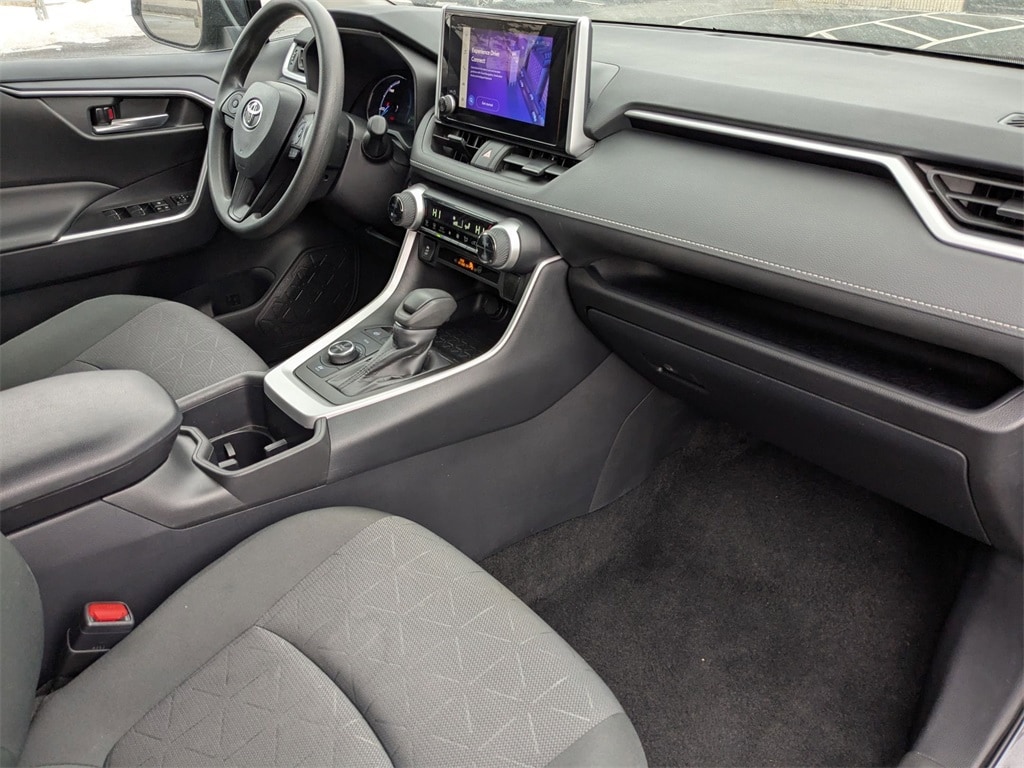 Thumbnail: 2025 Toyota RAV4 - 36