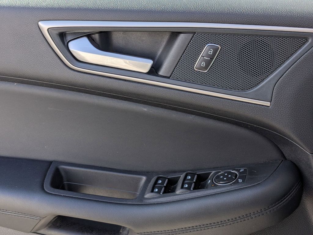 Thumbnail: 2024 Ford Edge - 14