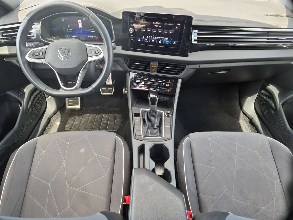 Thumbnail: 2025 Volkswagen Jetta - 26