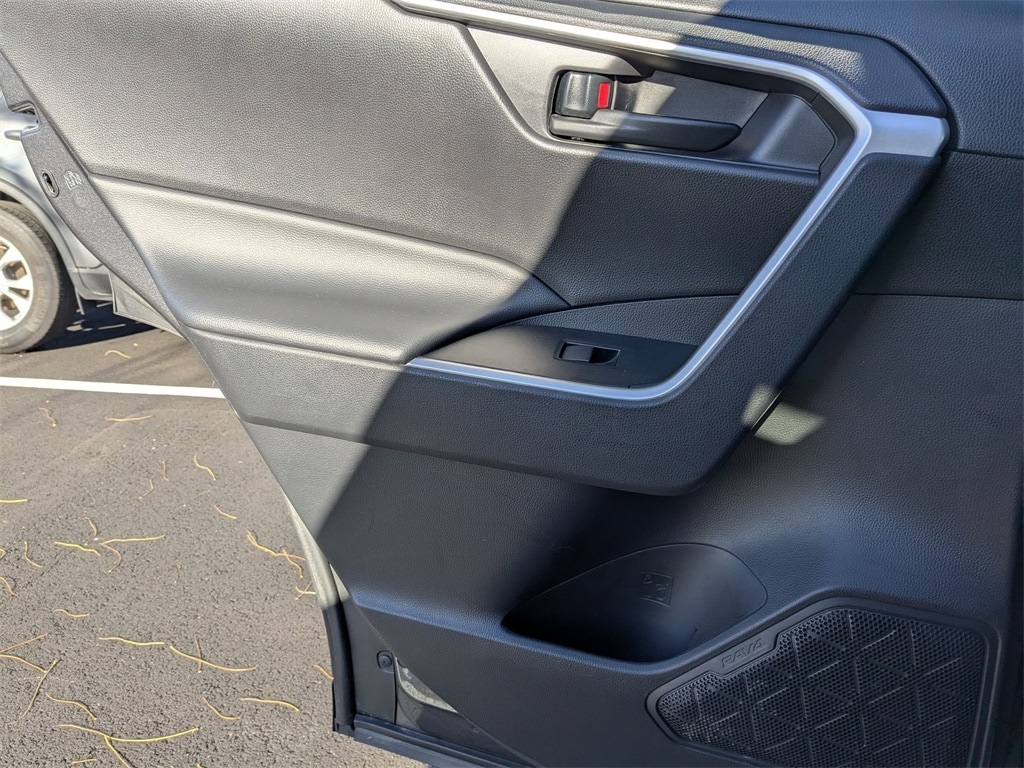 Thumbnail: 2024 Toyota RAV4 - 27