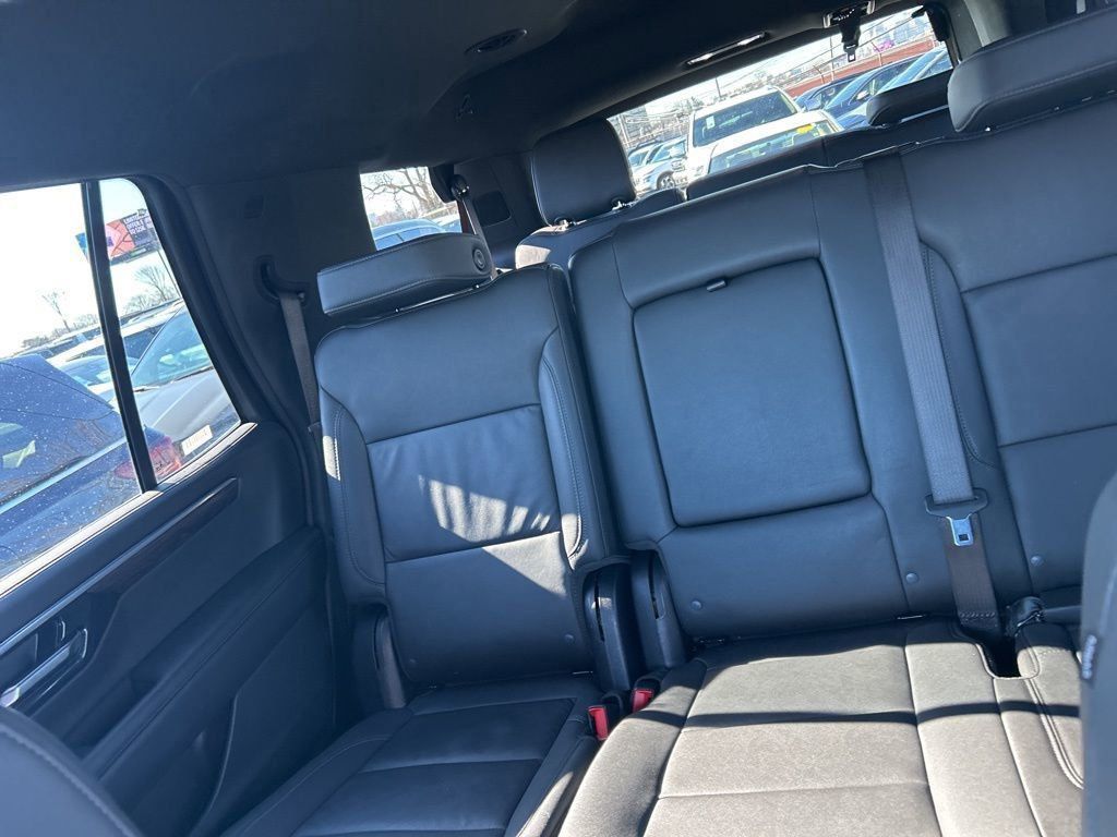 Thumbnail: 2025 Chevrolet Tahoe - 13