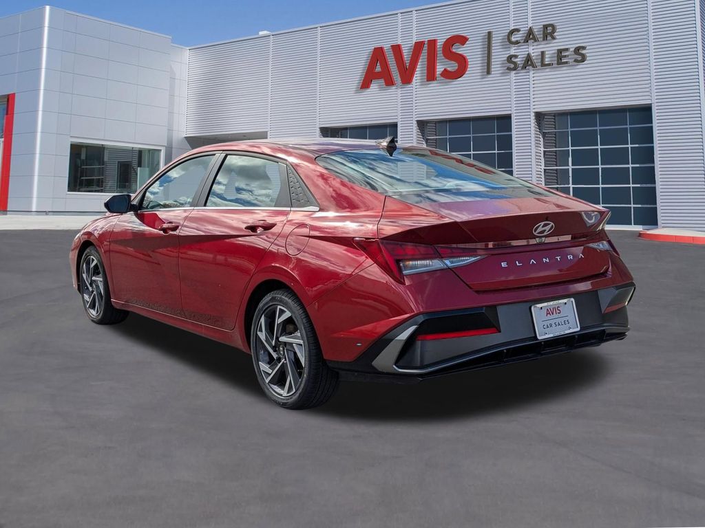 Thumbnail: 2025 Hyundai Elantra - 9