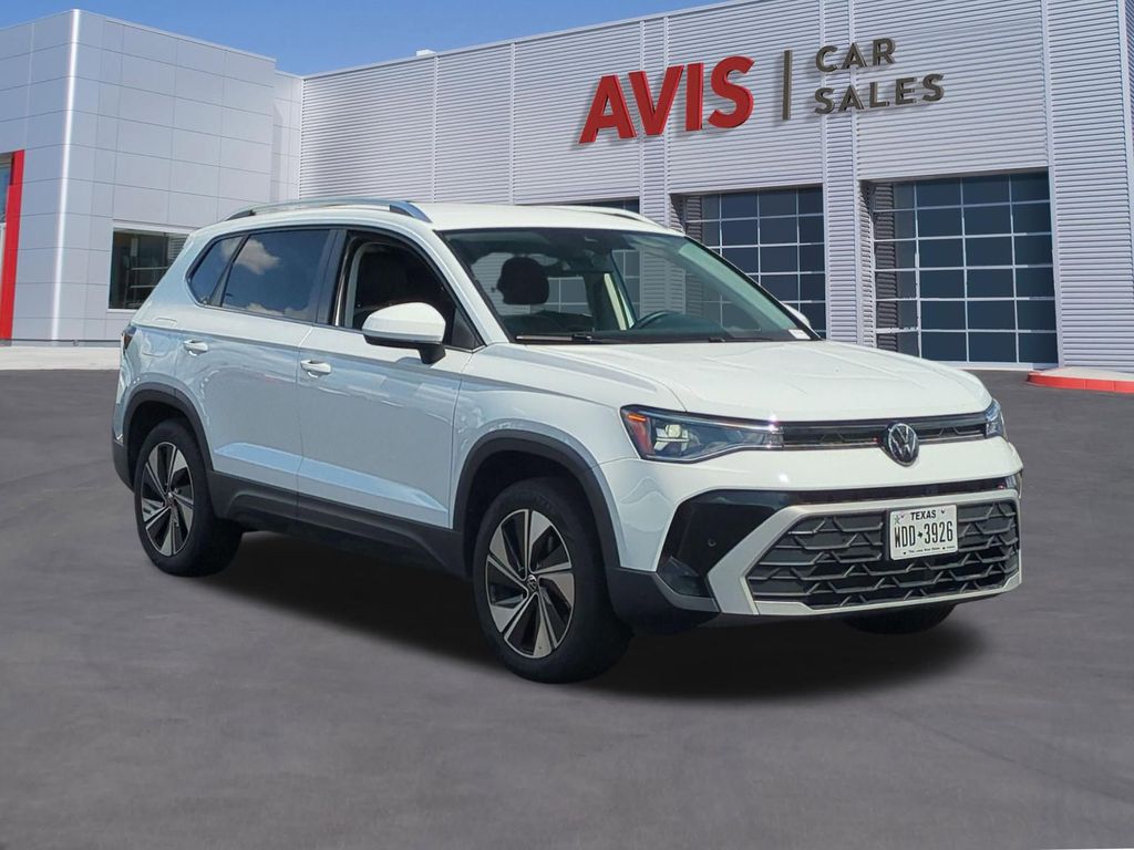 Thumbnail: 2025 Volkswagen Taos - 3