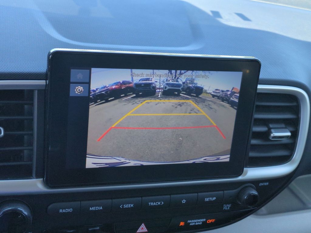 Thumbnail: 2025 Hyundai Venue - 16