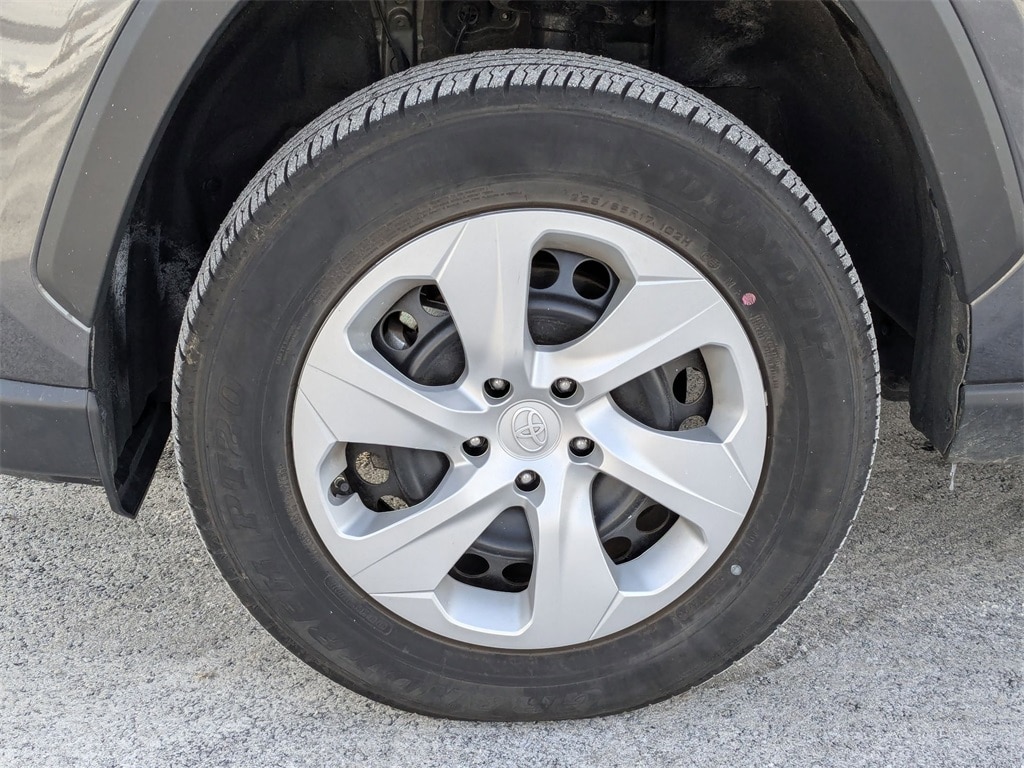 Thumbnail: 2025 Toyota RAV4 - 11