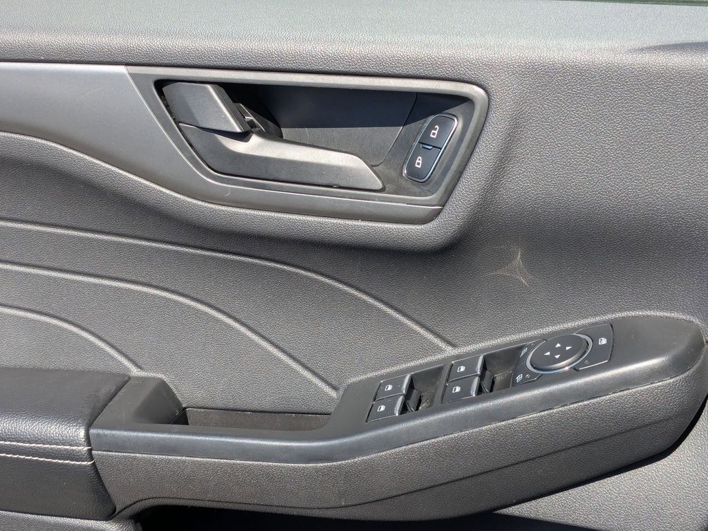 Thumbnail: 2025 Ford Escape - 13