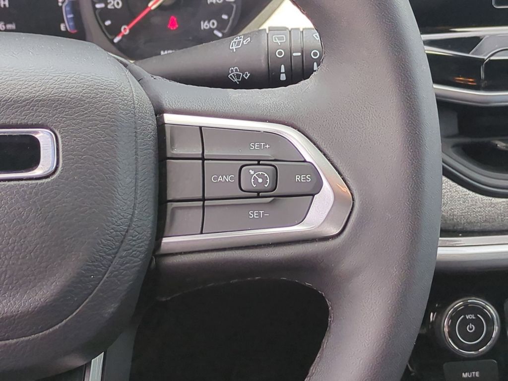 Thumbnail: 2025 Jeep Compass - 22