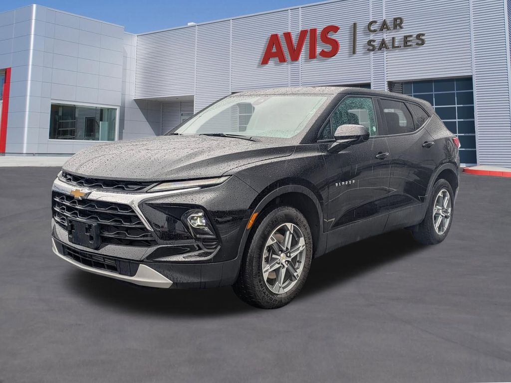 2025 Chevrolet Blazer 2.0T 2LT AWD's photo