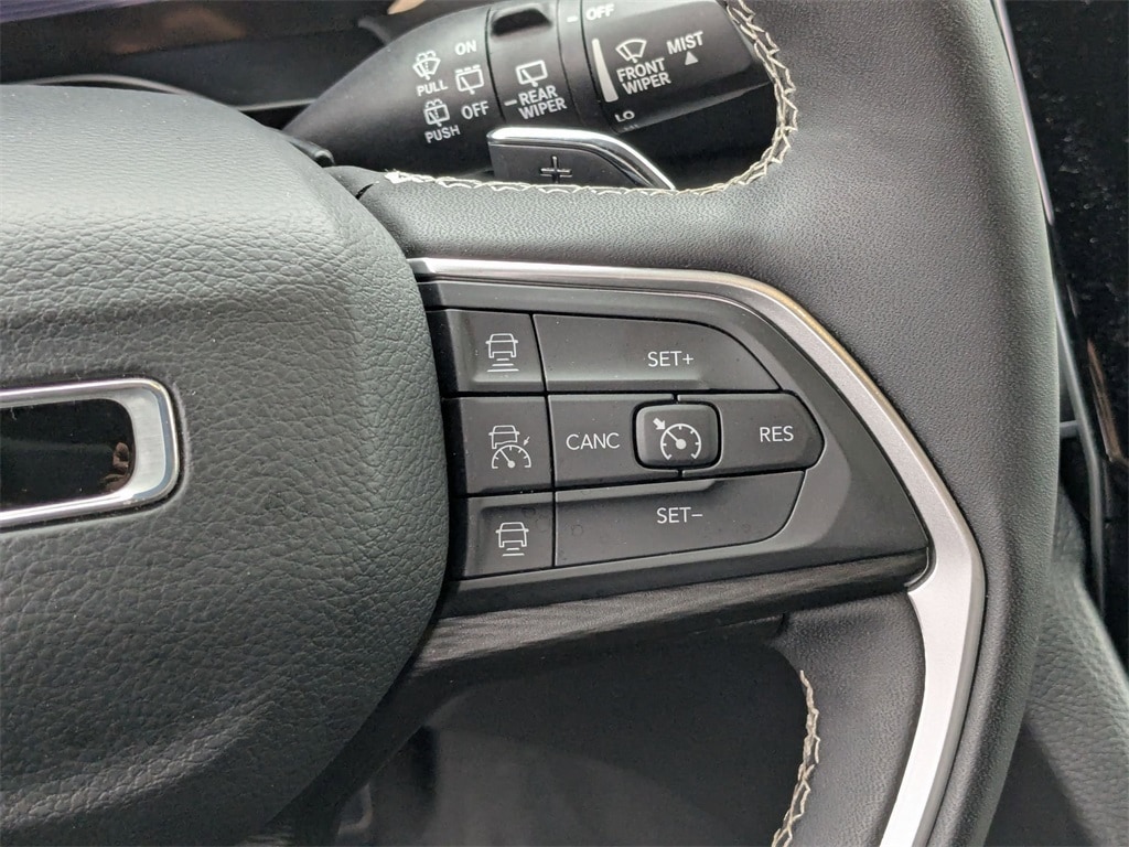 Thumbnail: 2024 Jeep Grand Cherokee - 20