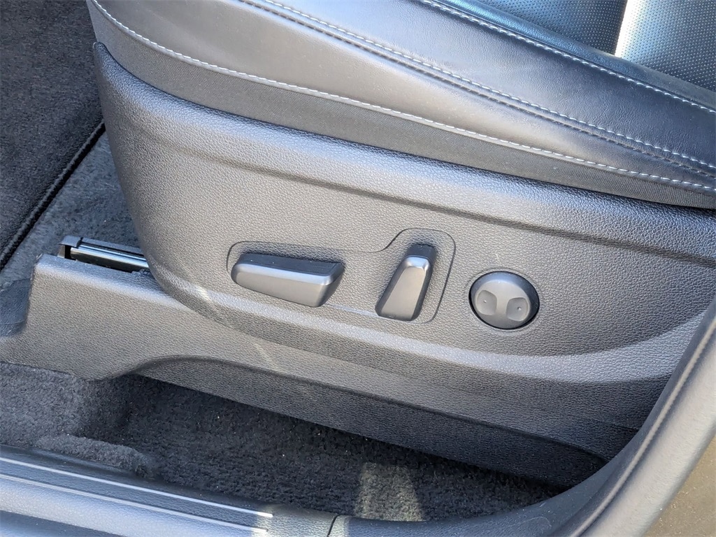 Thumbnail: 2025 Kia Telluride - 16