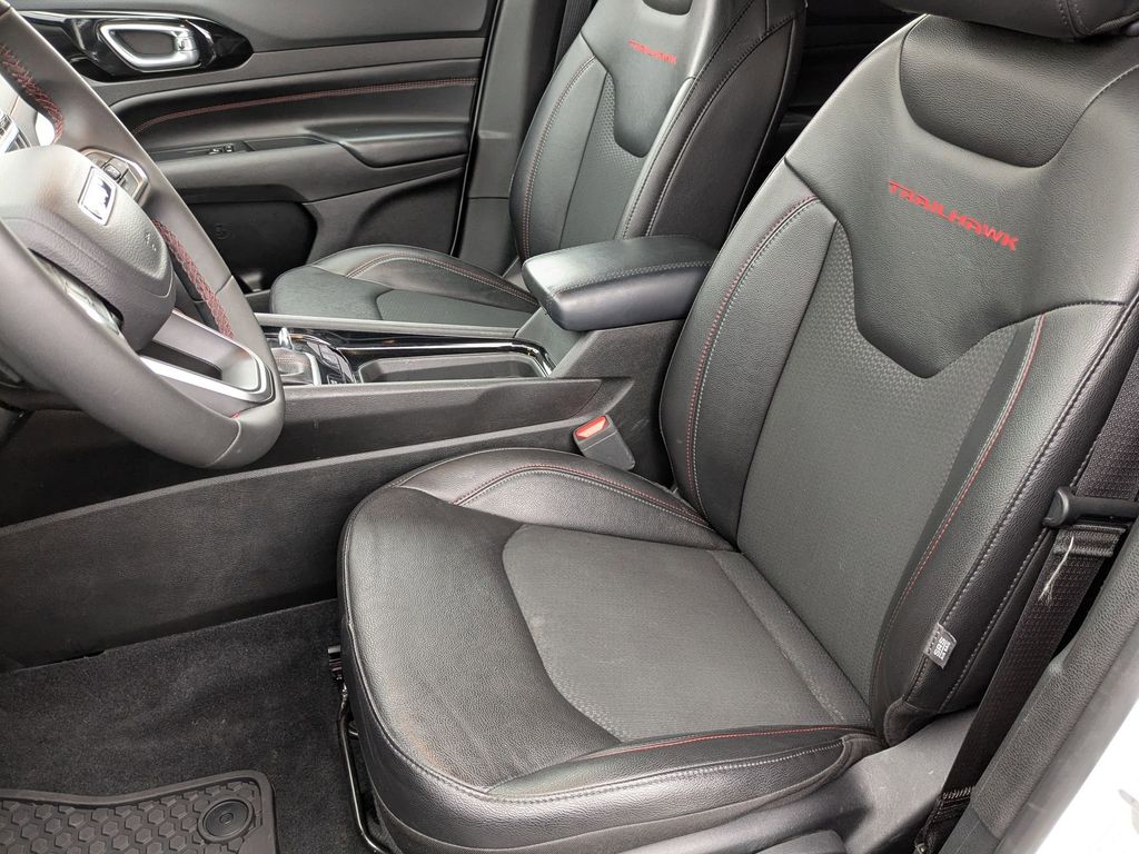 Thumbnail: 2025 Jeep Compass - 15