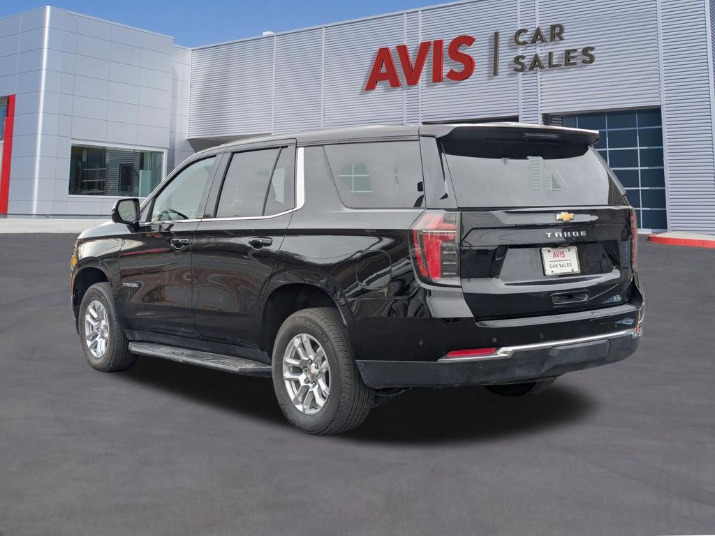 Thumbnail: 2025 Chevrolet Tahoe - 9