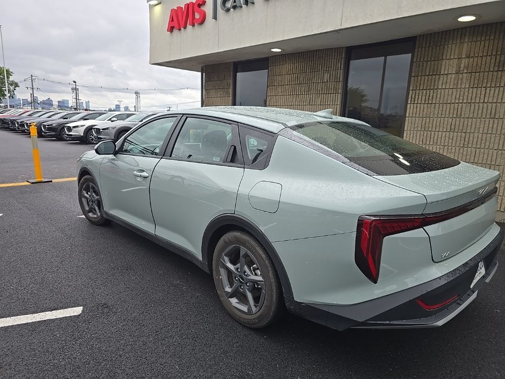 Thumbnail: 2025 Kia K4 - 6