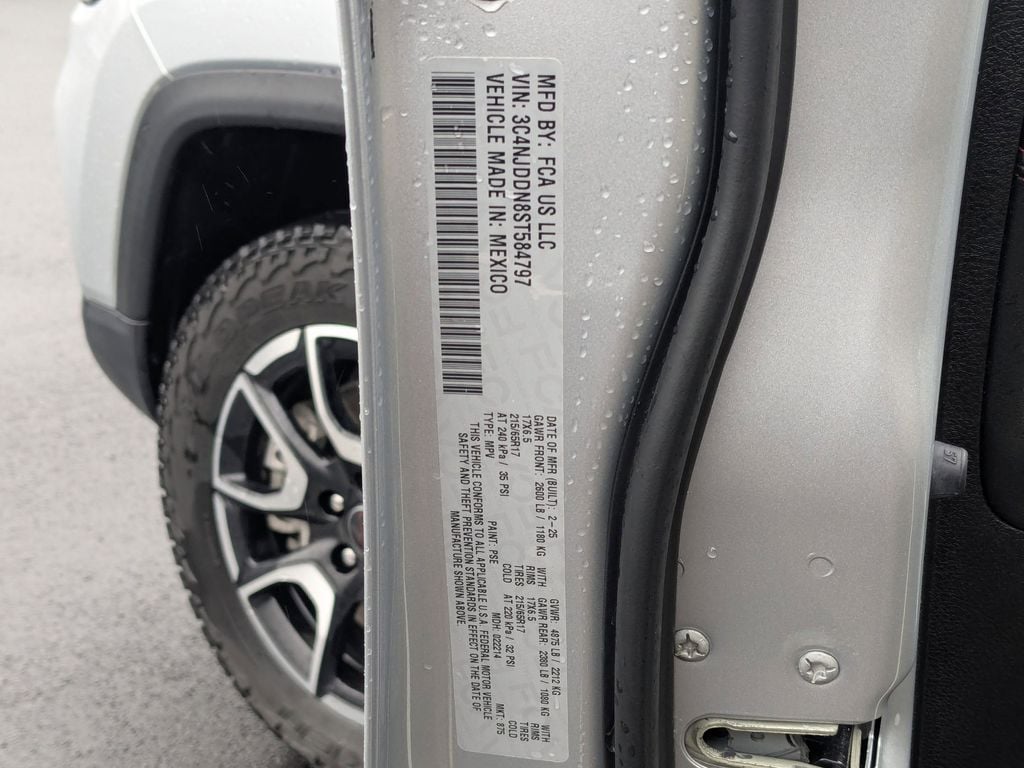 Thumbnail: 2025 Jeep Compass - 32