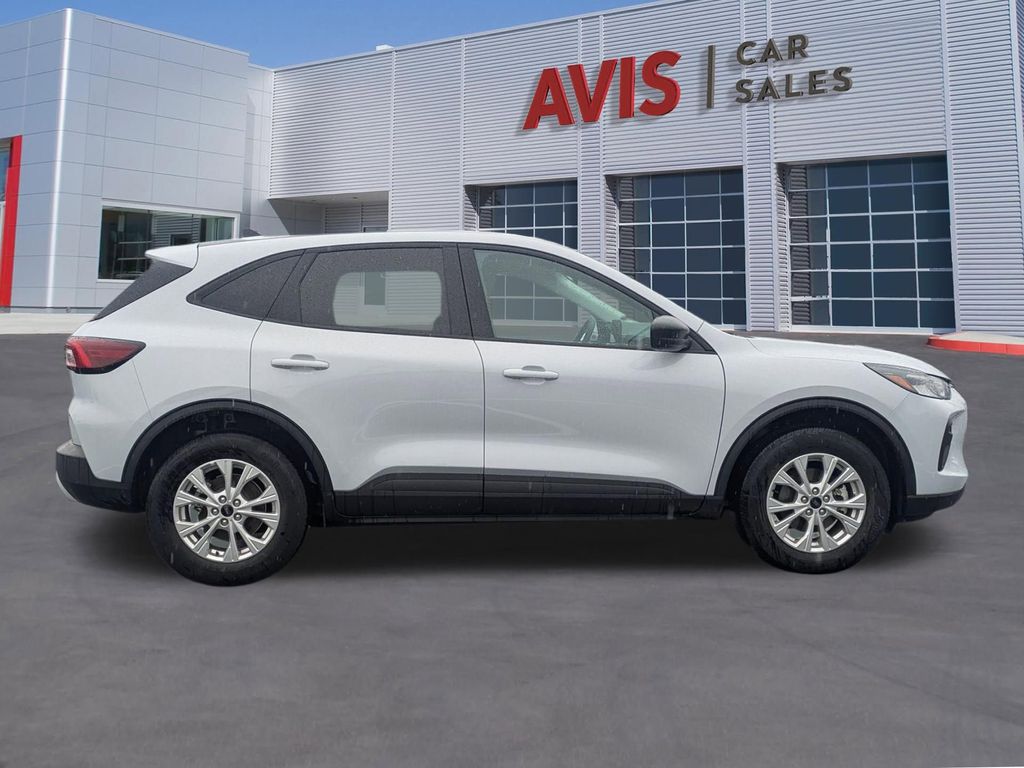 Thumbnail: 2025 Ford Escape - 7
