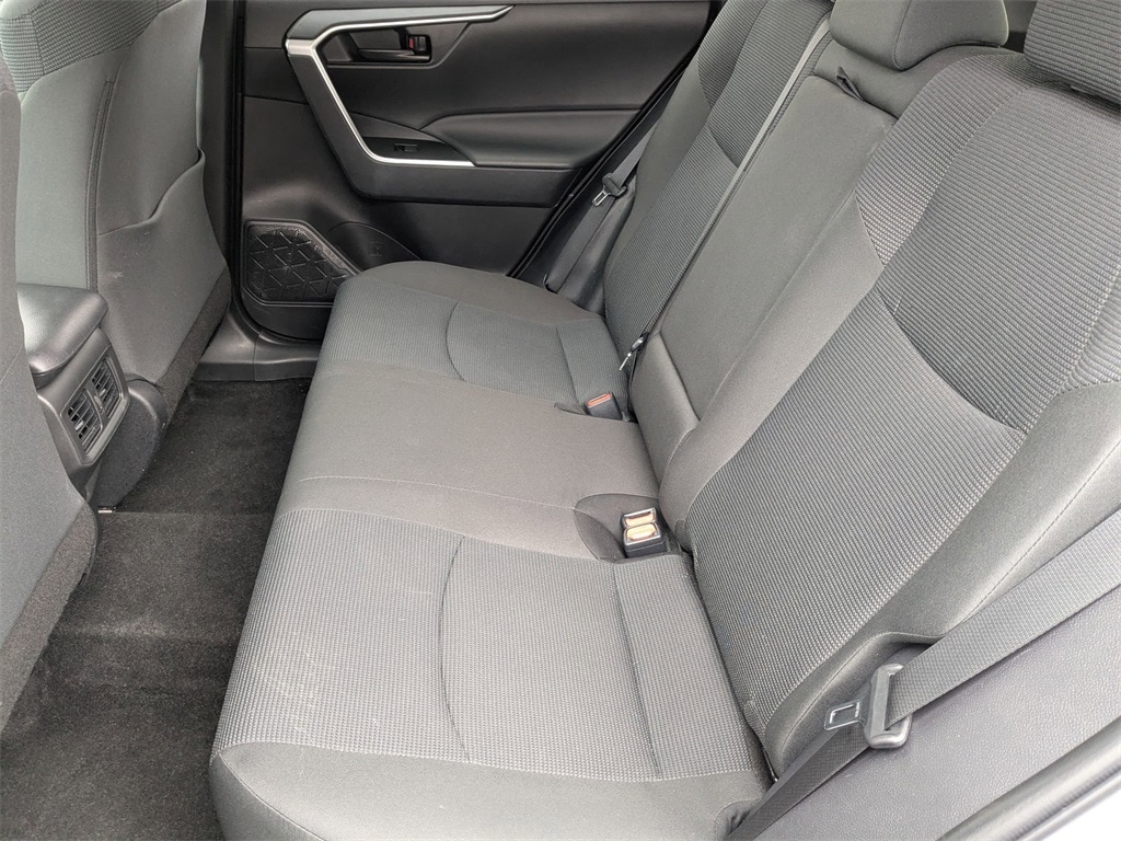 Thumbnail: 2025 Toyota RAV4 - 27